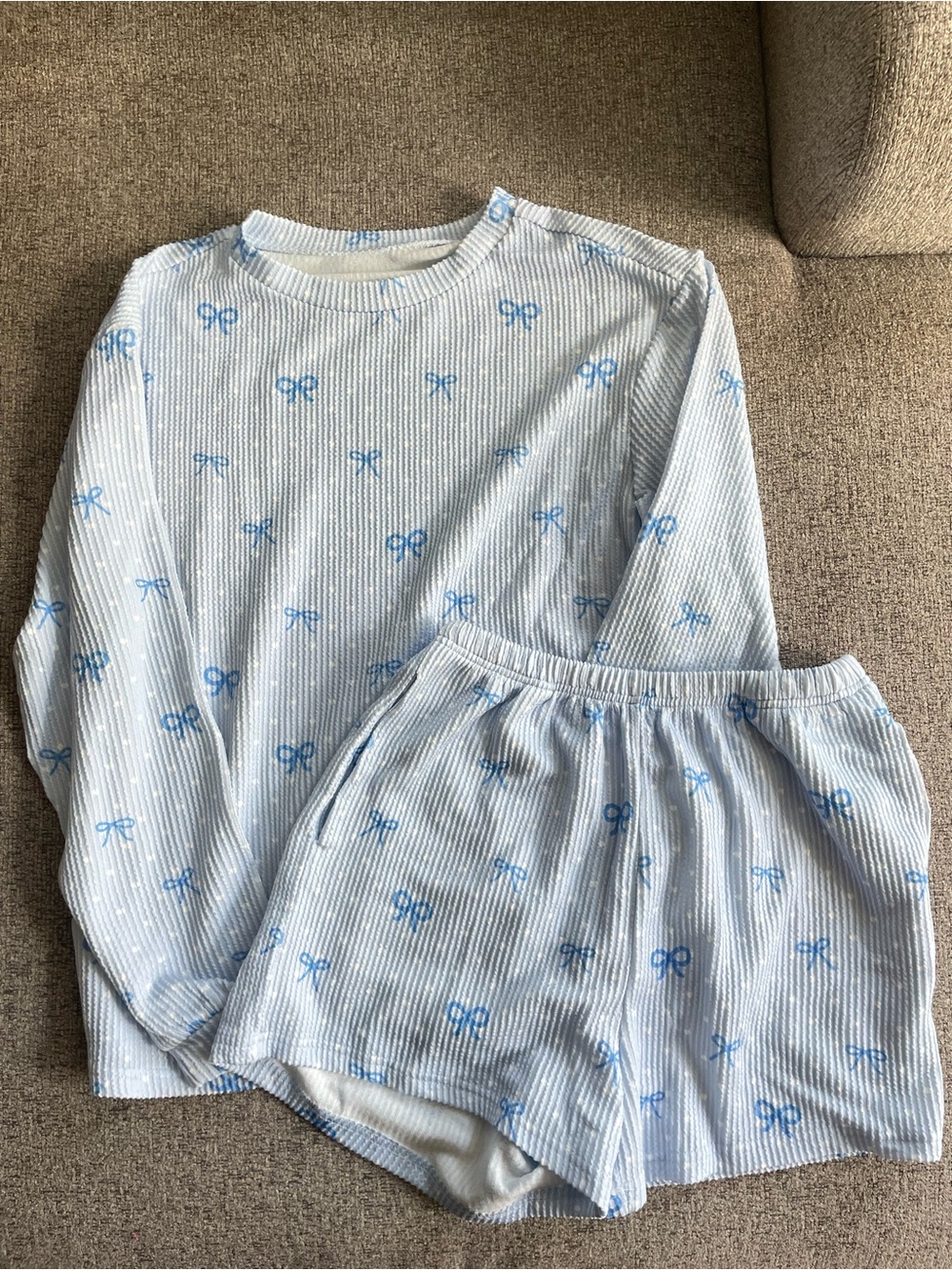 Amazon Women's Light Blue Ribbed Bow-Print Pajama Set